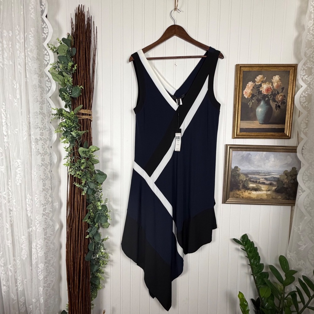 BCBGMAXAZRIA Dark Navy Colorblock Handkerchief Hem V-Neck Dress S SZO6185359-412